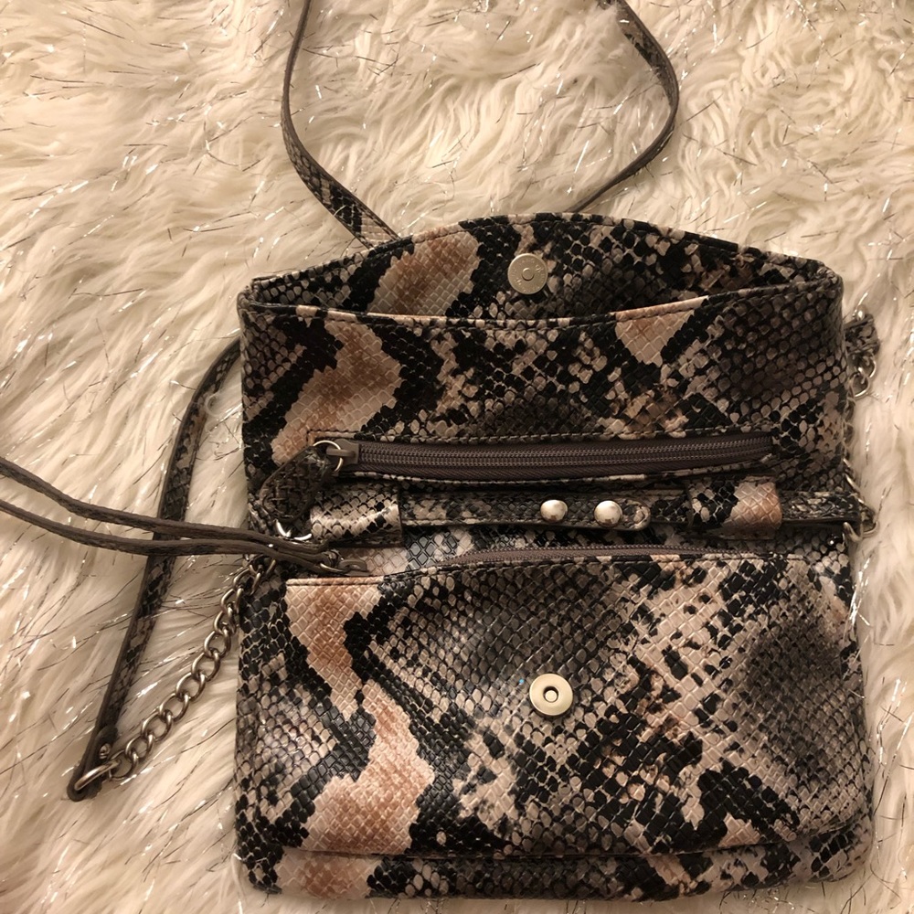 Purse - Picture 3 of 5